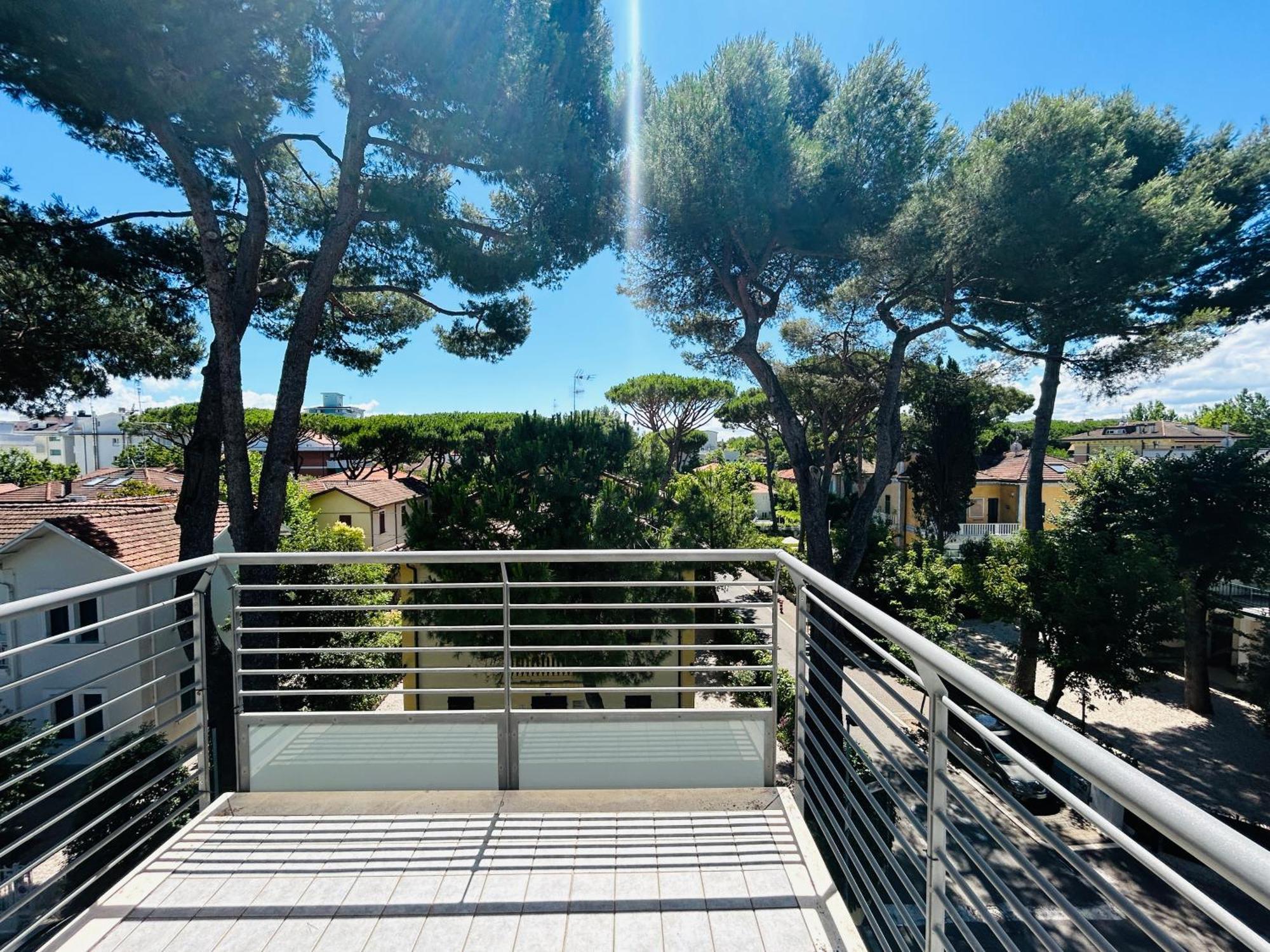 Damiano Chiesa Flexrent - Abissinia Riccione Exterior foto
